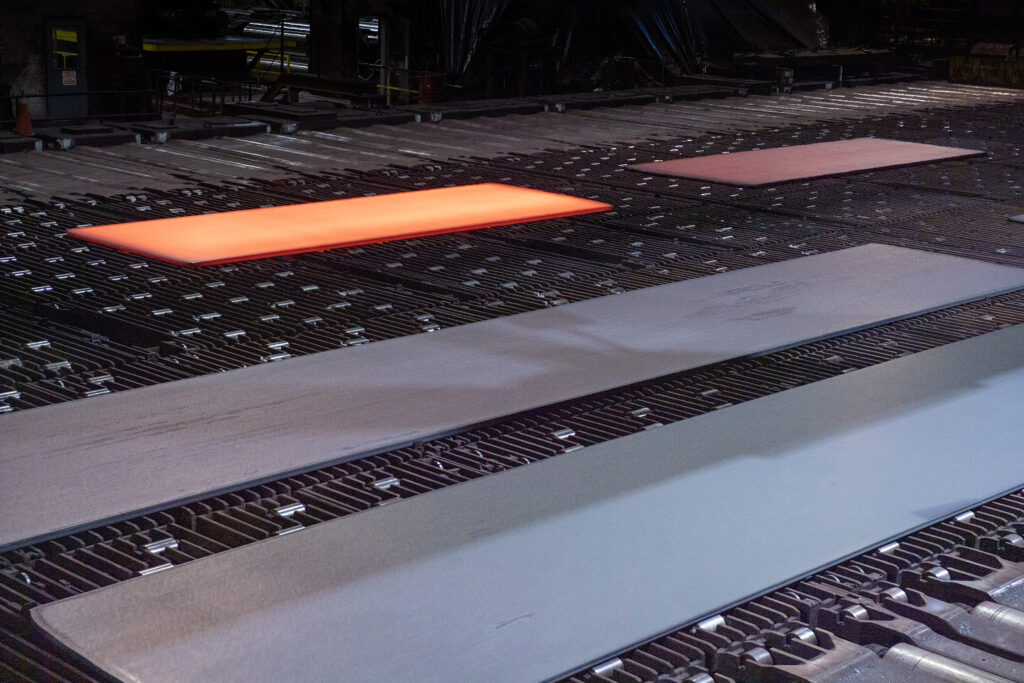 Algoma's AR225 Plate Product