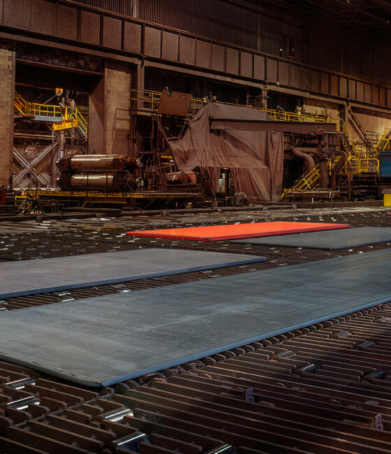 Hot slabs of steel plates